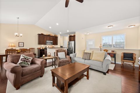 Tiny photo for 21 W Winterberry Avenue, Cortland, IL 60112 (MLS # 12685654)