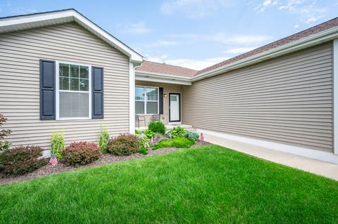 Tiny photo for 21 W Winterberry Avenue, Cortland, IL 60112 (MLS # 12685654)