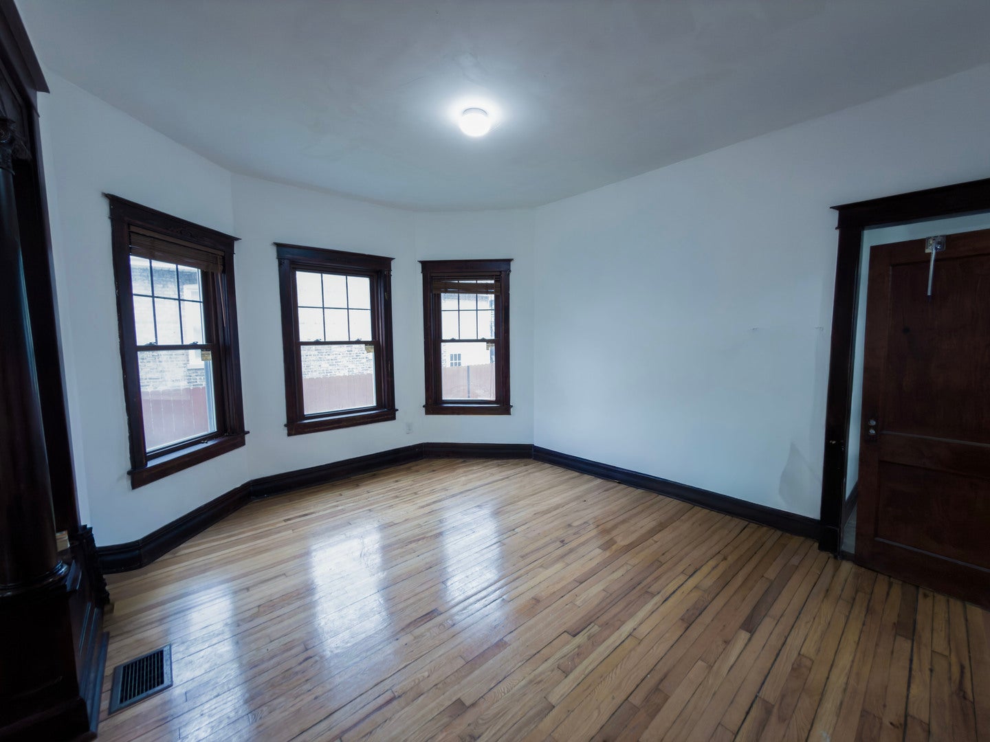 3229 W 62nd Street