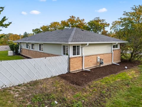 Tiny photo for 500 Lakewood Boulevard, Park Forest, IL 60466 (MLS # 12506997)