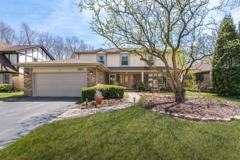 2111 N Brighton Place Arlington Heights IL 60004