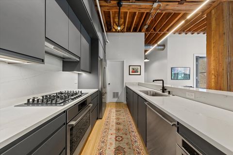 Tiny photo for 420 W Grand Avenue #2E, Chicago, IL 60654 (MLS # 12457547)