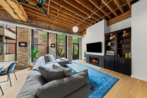 Tiny photo for 420 W Grand Avenue #2E, Chicago, IL 60654 (MLS # 12457547)