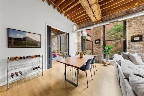 Tiny photo for 420 W Grand Avenue #2E, Chicago, IL 60654 (MLS # 12457547)