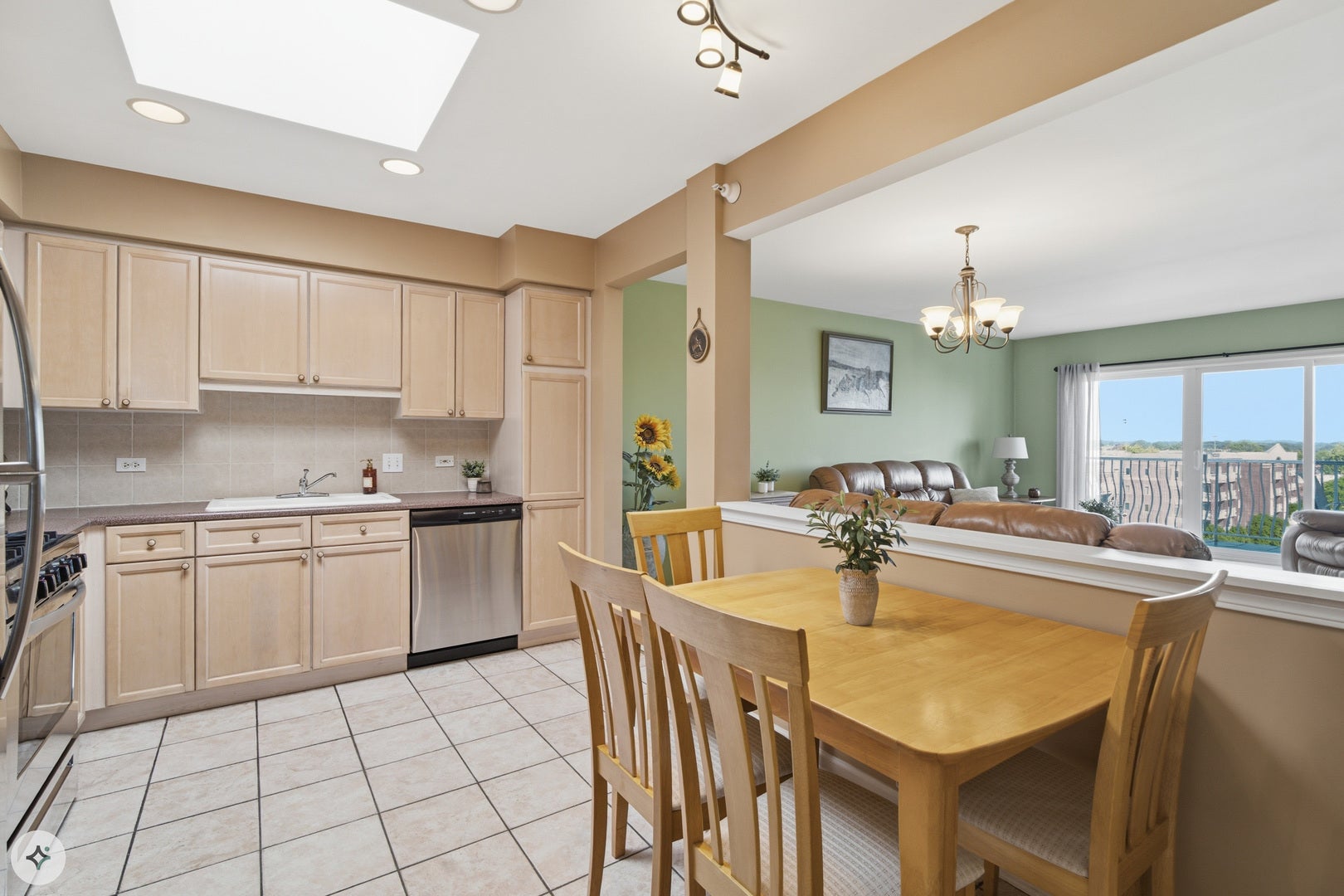 7061 W Touhy Avenue 710 - Photo 3
