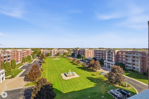 Tiny photo for 7061 W Touhy Avenue #710, Niles, IL 60714 (MLS # 12792488)