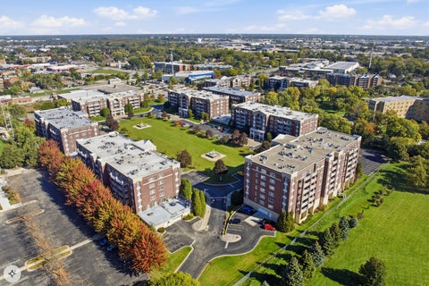 Tiny photo for 7061 W Touhy Avenue #710, Niles, IL 60714 (MLS # 12792488)