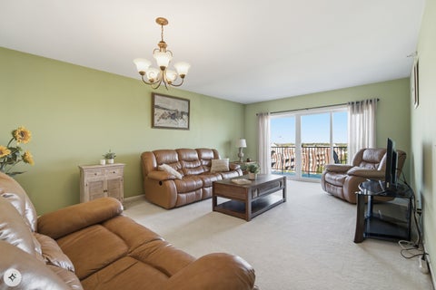 Tiny photo for 7061 W Touhy Avenue #710, Niles, IL 60714 (MLS # 12792488)