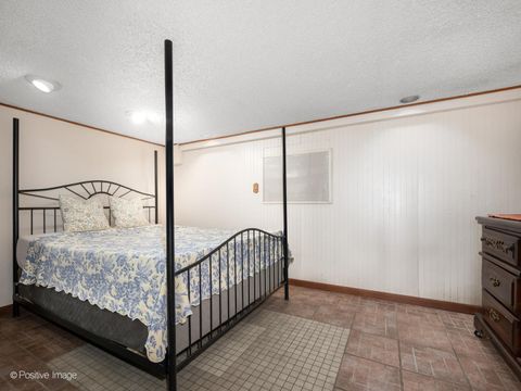 Tiny photo for 2710 N 74th Avenue N, Elmwood Park, IL 60707 (MLS # 12511375)