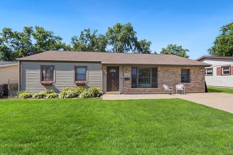 Photo of 10228 W 151ST Street, Orland Park, IL 60462 (MLS # 12694096)