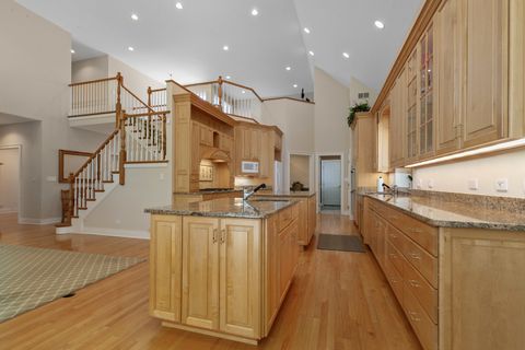 Tiny photo for 1741 Stanford Court, Lake Forest, IL 60045 (MLS # 12643912)