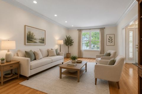 Tiny photo for 1741 Stanford Court, Lake Forest, IL 60045 (MLS # 12643912)