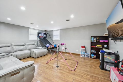 Tiny photo for 410 W Riverside Drive, Lakemoor, IL 60051 (MLS # 12597775)