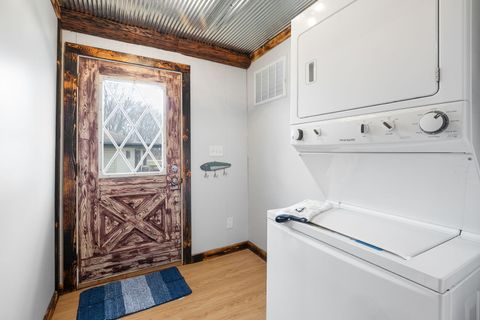 Tiny photo for 26377 W Marie Avenue, Antioch, IL 60002 (MLS # 12568450)