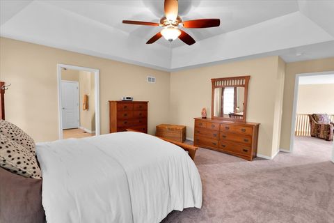 Tiny photo for 415 Mallard Point Drive, North Aurora, IL 60542 (MLS # 12611047)