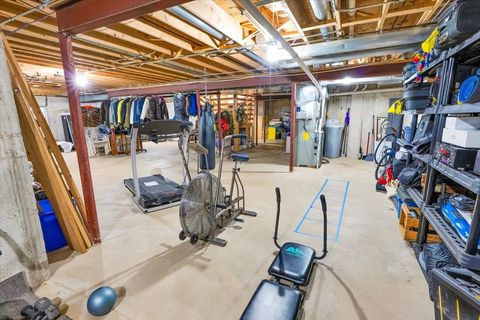 Tiny photo for 415 Mallard Point Drive, North Aurora, IL 60542 (MLS # 12611047)