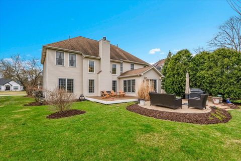 Tiny photo for 415 Mallard Point Drive, North Aurora, IL 60542 (MLS # 12611047)