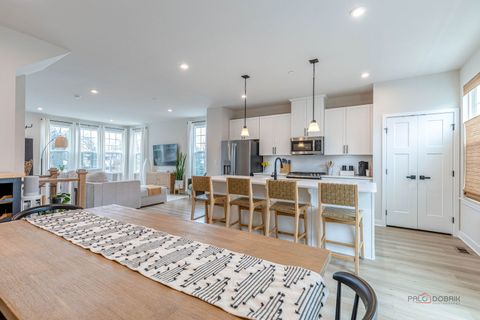 Tiny photo for 167 Canterbury Way, Lake Zurich, IL 60047 (MLS # 12589393)