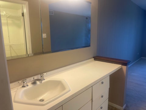 Tiny photo for 13622 Royal Court #824, Crestwood, IL 60418 (MLS # 12684863)