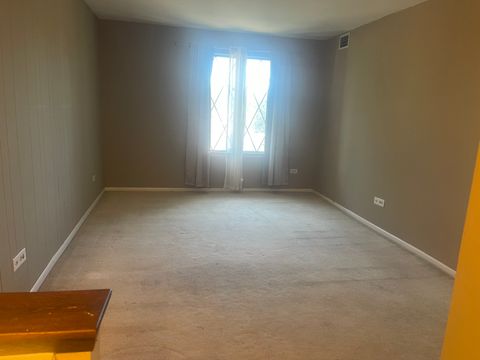 Tiny photo for 13622 Royal Court #824, Crestwood, IL 60418 (MLS # 12684863)