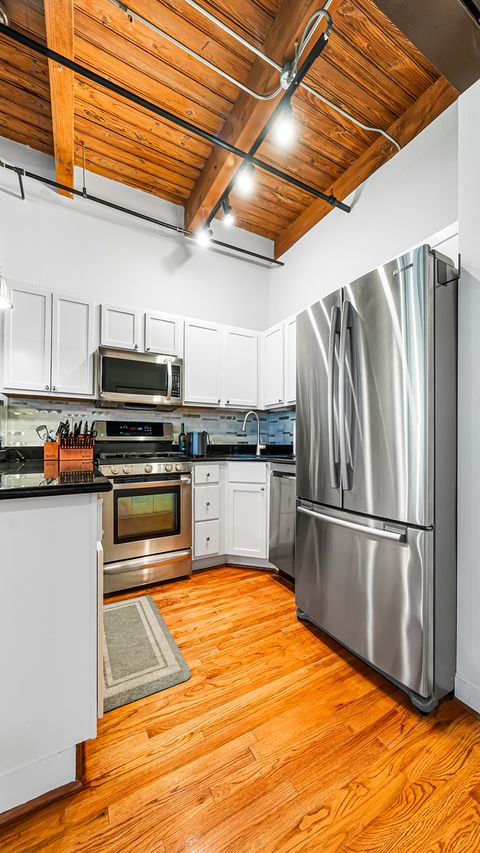 Tiny photo for 420 W Ontario Street #301, Chicago, IL 60654 (MLS # 12624722)