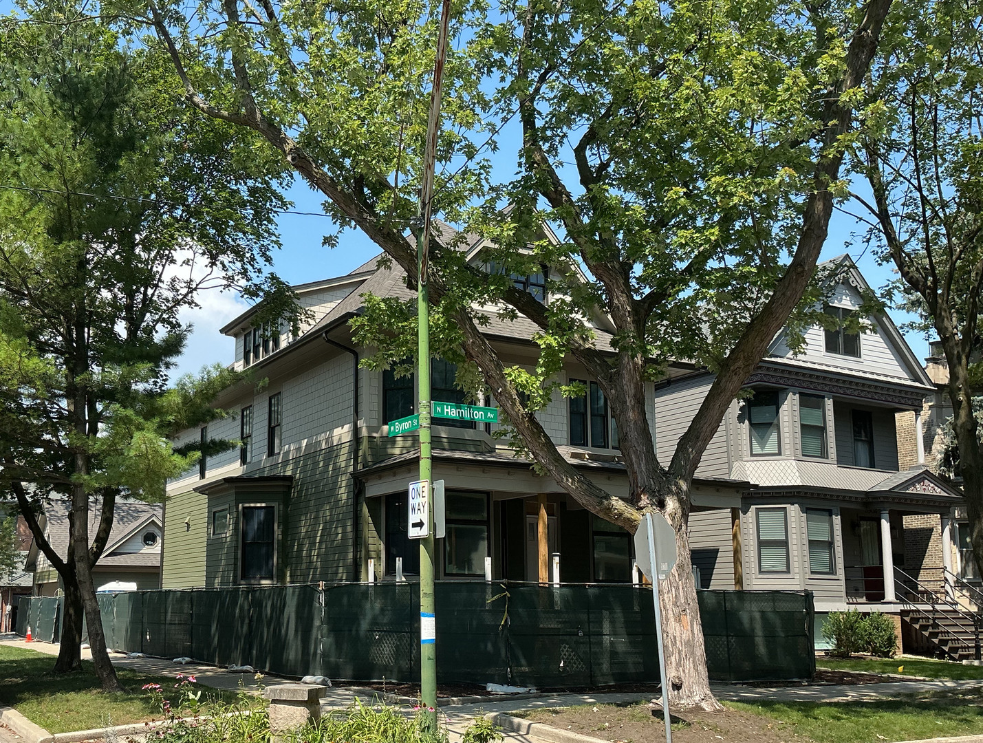 3902 N Hamilton Avenue