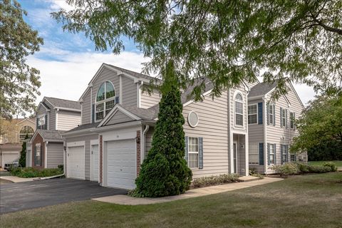 Photo of 3 Taylor Court #B, Streamwood, IL 60107 (MLS # 12456246)