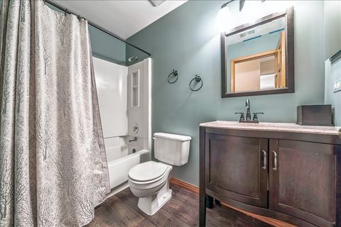 Tiny photo for 3 Taylor Court #B, Streamwood, IL 60107 (MLS # 12456246)
