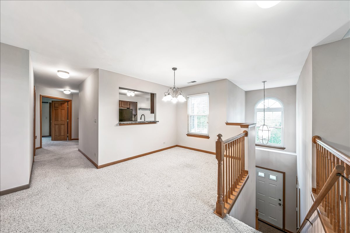 Streamwood, Illinois 60107, United States, 3 Bedrooms Bedrooms, ,2 BathroomsBathrooms,Residential,Active,216600