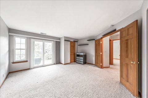Tiny photo for 3 Taylor Court #B, Streamwood, IL 60107 (MLS # 12456246)