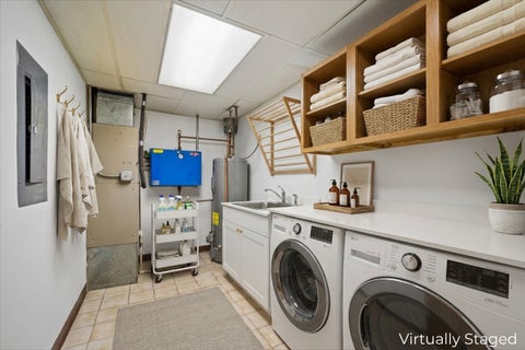 Tiny photo for 200 Red Top Drive #304, Libertyville, IL 60048 (MLS # 12772552)