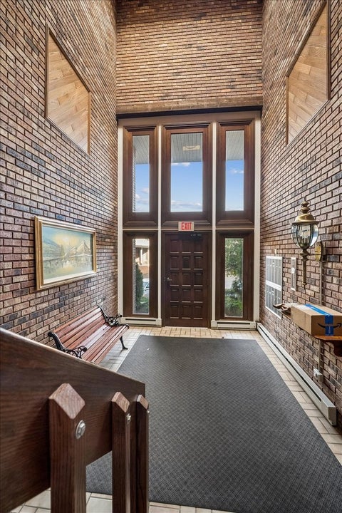Tiny photo for 200 Red Top Drive #304, Libertyville, IL 60048 (MLS # 12772552)