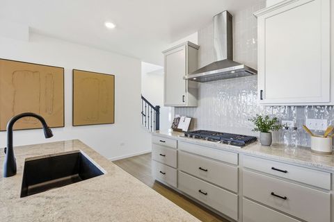 Tiny photo for 2752 Preserve Circle #13006, Aurora, IL 60502 (MLS # 12621325)