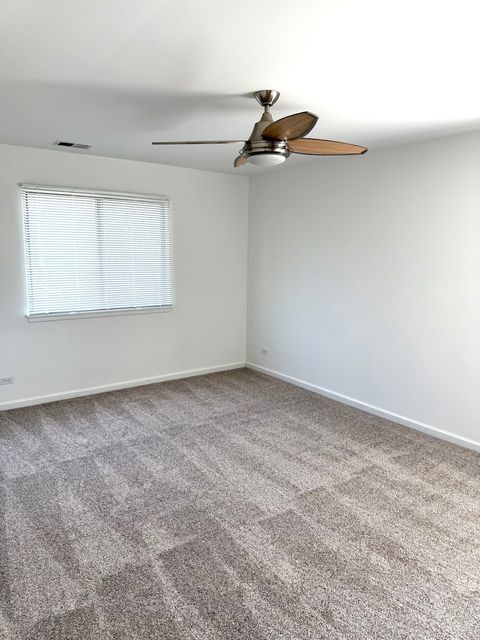 Tiny photo for 327 WILDBERRY Court #D2, Schaumburg, IL 60193 (MLS # 12474607)