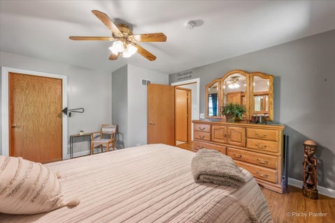 Tiny photo for 152 Jacquelyn Drive, Bensenville, IL 60106 (MLS # 12783971)