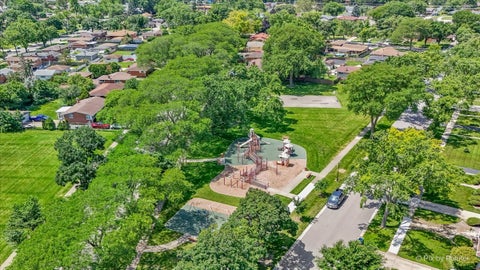 Tiny photo for 152 Jacquelyn Drive, Bensenville, IL 60106 (MLS # 12783971)