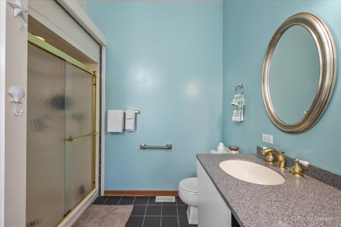 Tiny photo for 152 Jacquelyn Drive, Bensenville, IL 60106 (MLS # 12783971)
