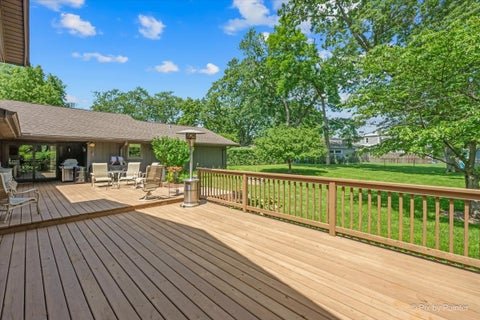 Tiny photo for 152 Jacquelyn Drive, Bensenville, IL 60106 (MLS # 12783971)