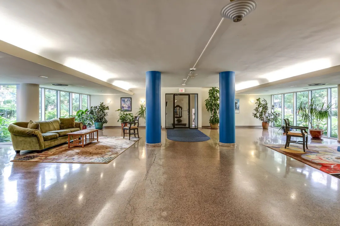 5630 N Sheridan Road 1205