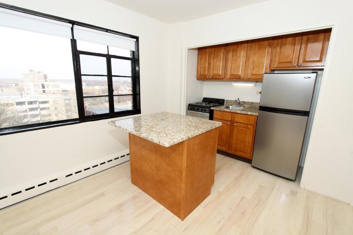 5630 N Sheridan Road 1205