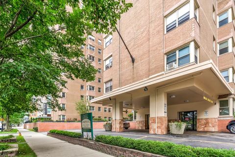 5630 N Sheridan Road 1205 Chicago IL 60660