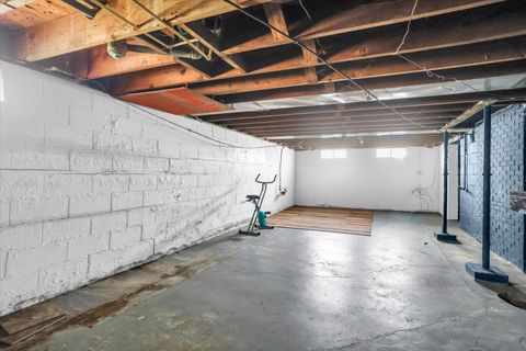 Tiny photo for 3234 E Fulton Avenue, Decatur, IL 62521 (MLS # 12344890)