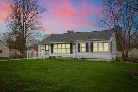 Tiny photo for 3234 E Fulton Avenue, Decatur, IL 62521 (MLS # 12344890)