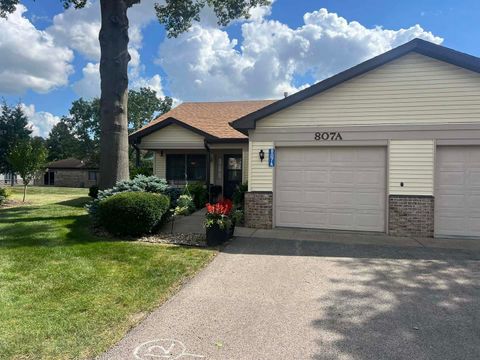 Photo of 807 Village Lane #A, Sterling, IL 61081 (MLS # 12516714)