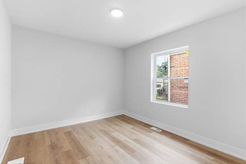 Tiny photo for 8820 S Ridgeland Avenue, Chicago, IL 60617 (MLS # 12727283)