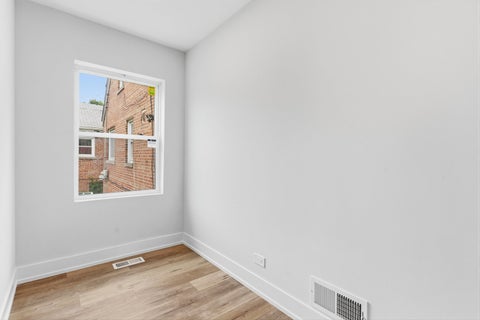 Tiny photo for 8820 S Ridgeland Avenue, Chicago, IL 60617 (MLS # 12727283)