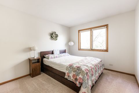 Tiny photo for 7914 S Garfield Avenue, Burr Ridge, IL 60527 (MLS # 12632233)