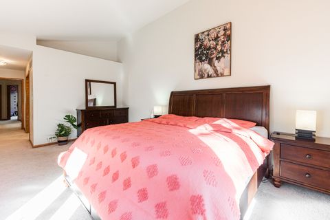Tiny photo for 7914 S Garfield Avenue, Burr Ridge, IL 60527 (MLS # 12632233)