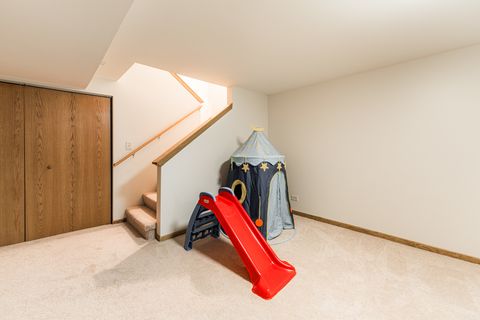 Tiny photo for 7914 S Garfield Avenue, Burr Ridge, IL 60527 (MLS # 12632233)