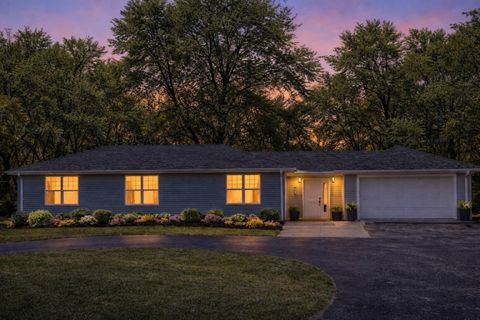 Tiny photo for 8418 MEADOWBROOK Drive, Burr Ridge, IL 60527 (MLS # 12633869)